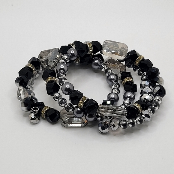Silver Tone Black Clear Glass Stone Bead Memory Wire Wrap Bracelet - Picture 3 of 4